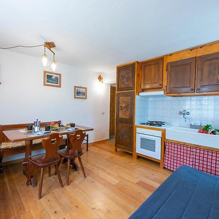 Miramonti 21 Ski In - Ski Out - Happy Rentals Oulx エクステリア 写真
